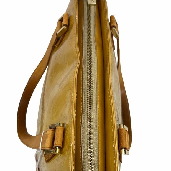 💚OFFERS?✅ Authentic Louis Vuitton Shoulder Bag Houston Yellows Vernis 031198M - Picture 9 of 13